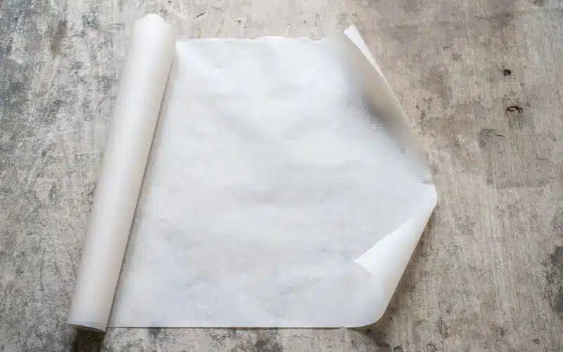 Papier cuisson blanc et naturel comparés