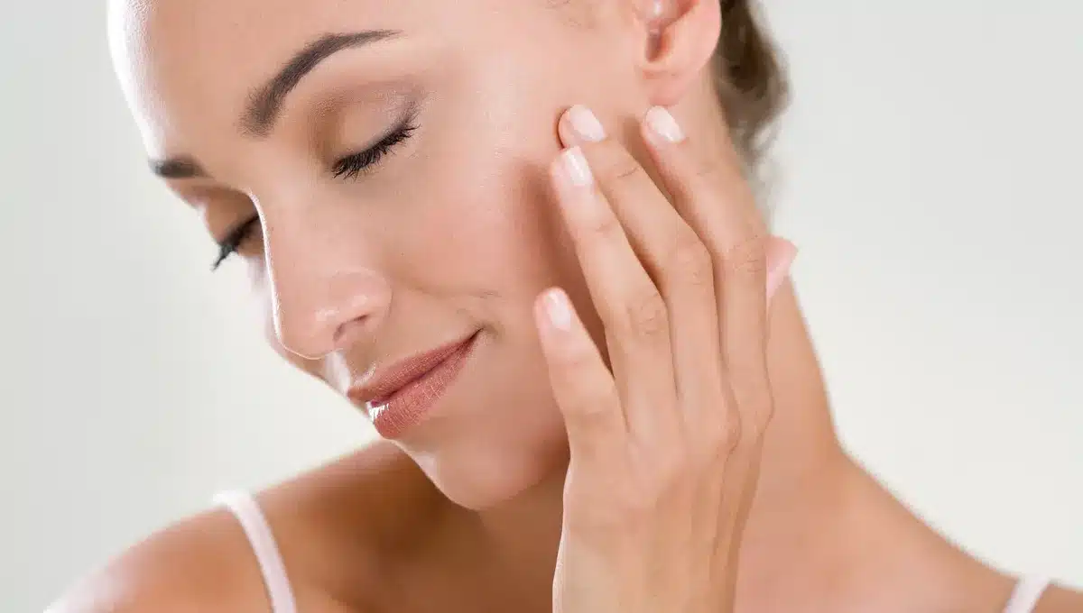 Ingrédients naturels pour soin de la peau, dont des graines de lin