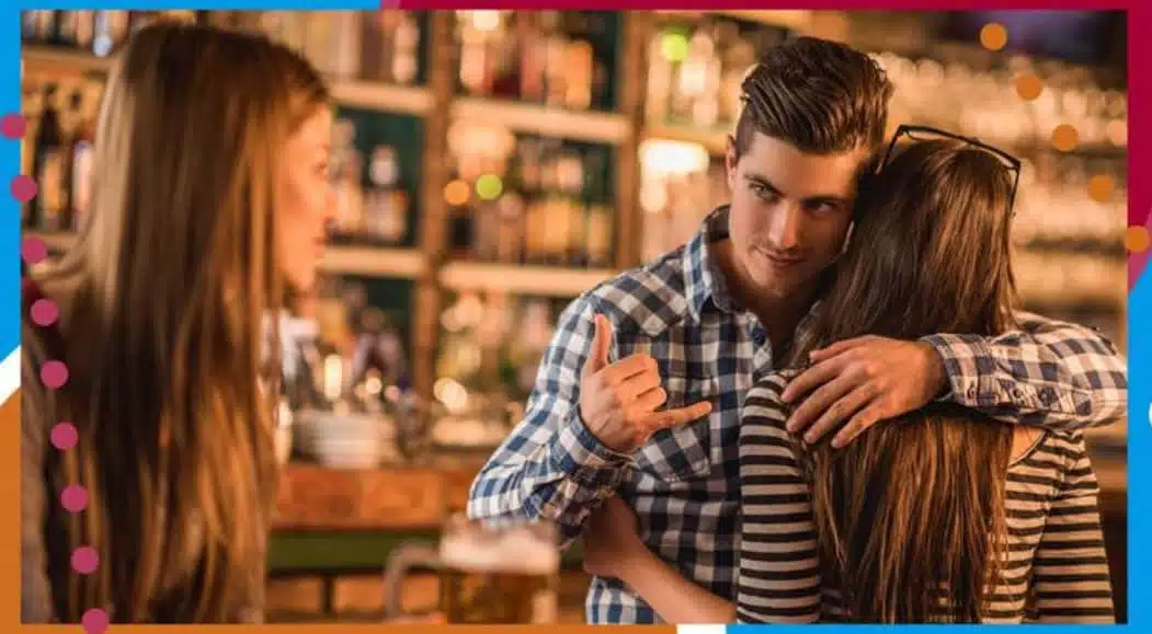 Couple dans une situation ambiguë