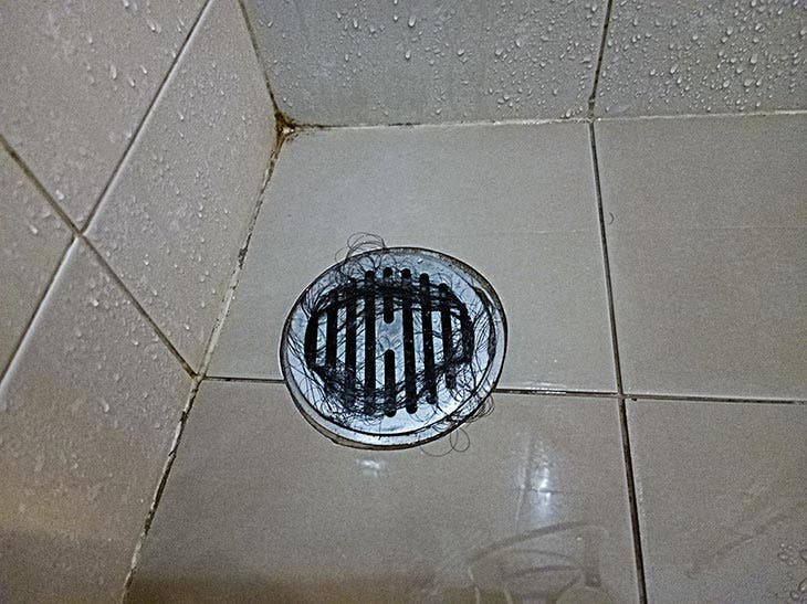 Drain de douche bouché