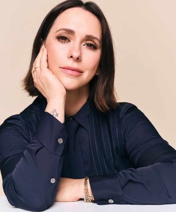 Jennifer Love Hewitt portrait