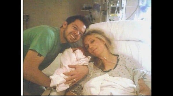 Une maman « meurt » pendant l’accouchement