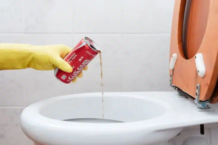 Coca-Cola comme produit nettoyant
