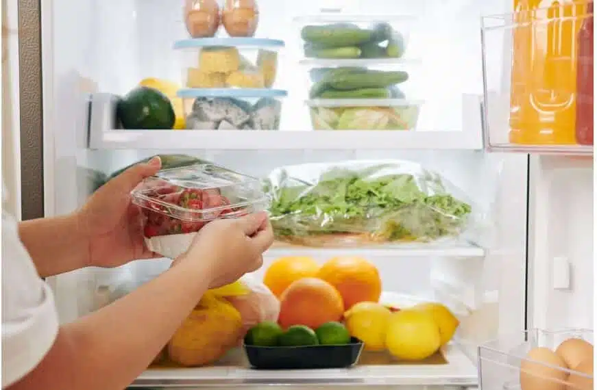 Fruits mal conservés présentant des traces de moisissure