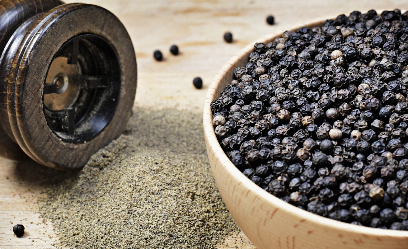 Poivre noir en grains