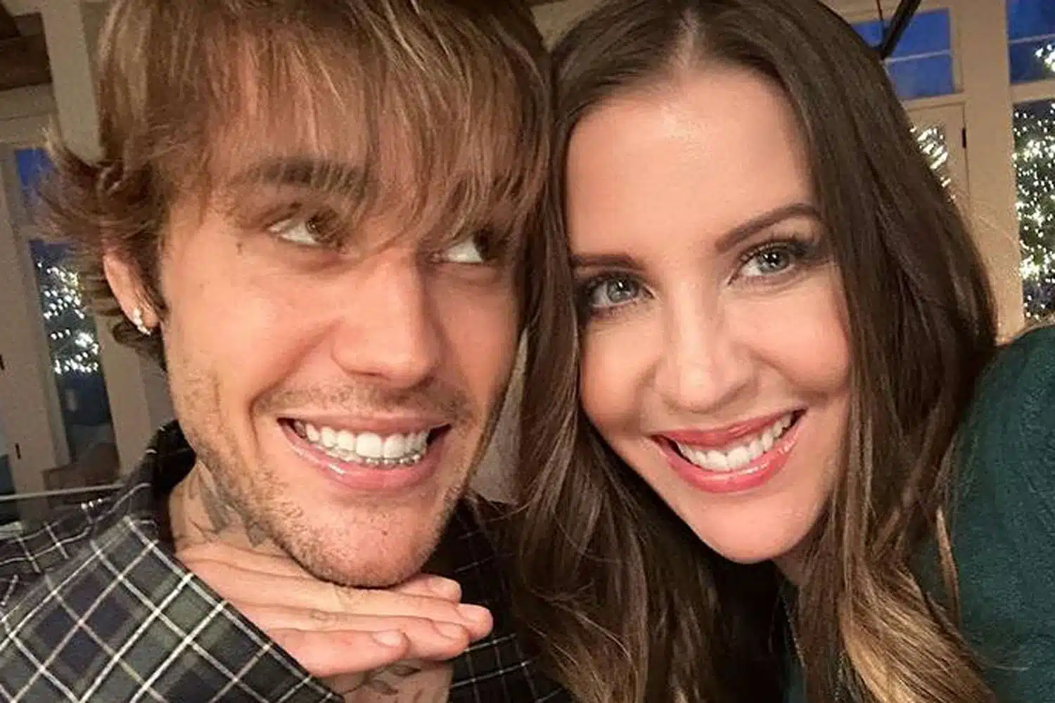 Pattie Mallette et Justin Bieber souriants