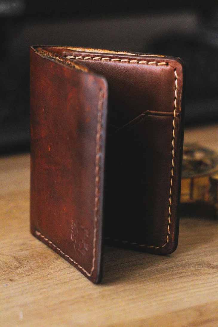 Porte-monnaie homme - source : spm