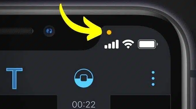 Point orange iPhone