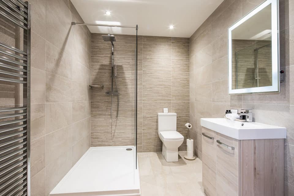Salle de bain contemporaine